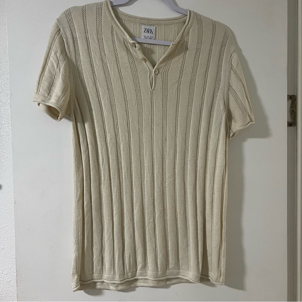 Zara Ivory Knit Top with Textured Pattern